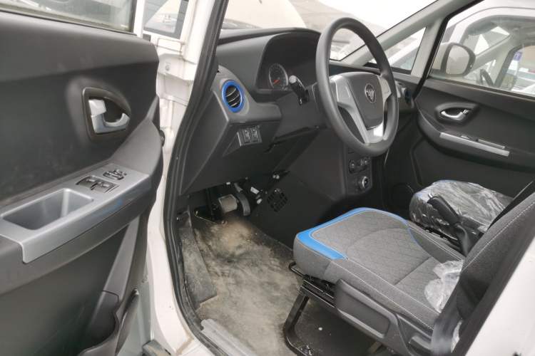 Used Foton Intelligent Blue Elf E7 2023 Pure Electric Van Flat Roof 2 Seats EVE Energy 41.86 kWh
