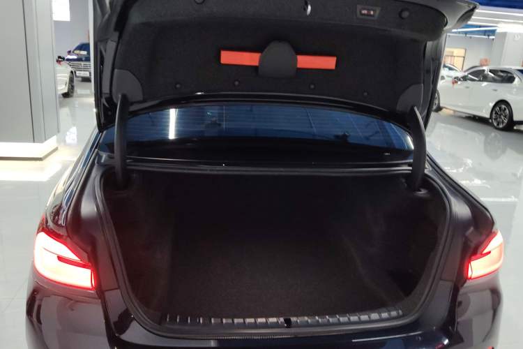 Used BMW 5 Series 2023 530Li Leading Edition Luxury Package
