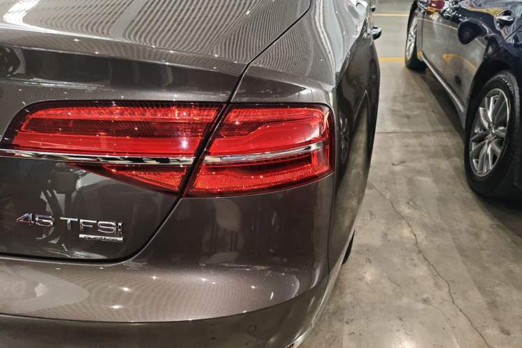 Used Audi A8 2016 A8L 45 TFSI quattro Comfort model