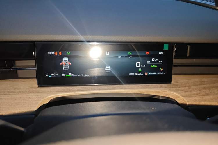 Used JETOUR Shanhai L6 2024 1.5TD DHT MAX