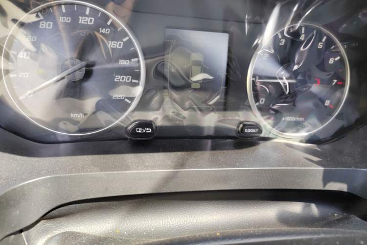 Used Chery Tiggo 7 2020 1.5T CVT Elite Model Odometer Close Up