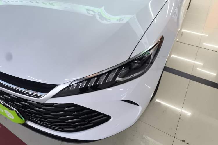 Used BYD Qin PLUS 2025 DM-i Smart Drive 55KM Leading Model
