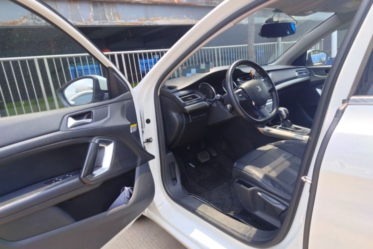 Used Peugeot 408 2016 1.6T Automatic Luxury Edition Interior 3