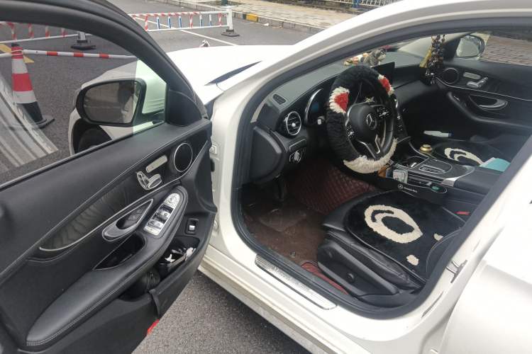 Used Mercedes-Benz C-Class 2019 C 260 L Sport Edition Driver Seat