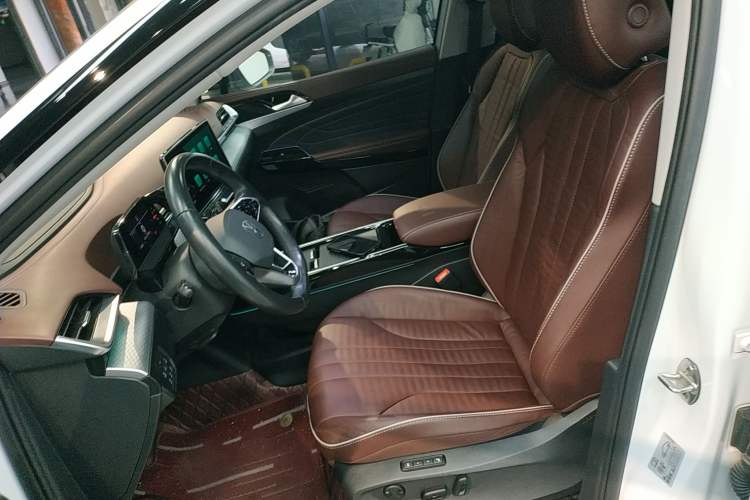 Used Volkswagen ID.6 X 2022 Kinergy Four-Wheel Drive Edition