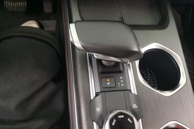 Used CHANGAN CS55PLUS 2022 2nd Generation 1.5T DCT Prestige Version Gear Lever