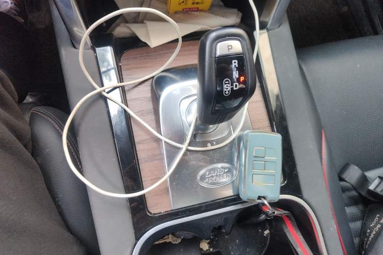 Used Land Rover Discovery Sport 2020 249 PS R-Dynamic Performance Edition