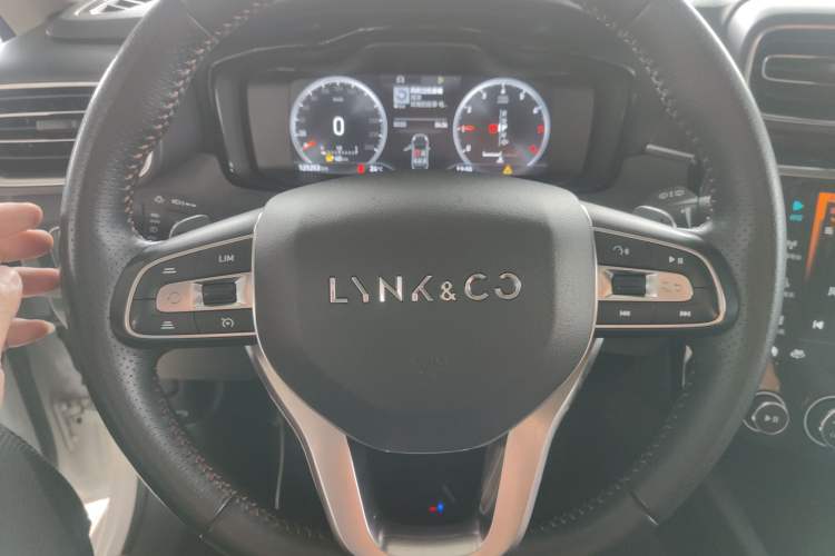 Used Lynk & Co 02 2018 1.5T DCT Two-Wheel Drive Pro Version China V Emission Standard