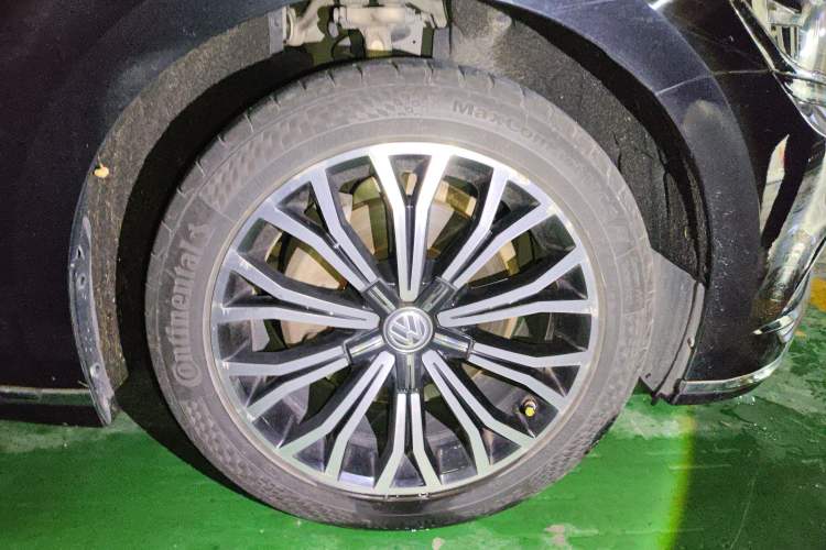 Used Volkswagen Phideon 2018 Revised Version 380TSI Two-Wheel Drive Business Edition