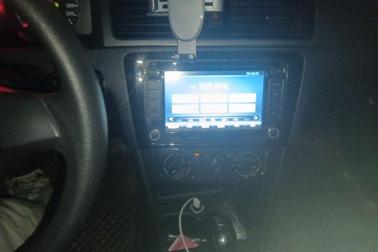 Used Volkswagen Santana 2015 1.6L Automatic Comfort Edition
