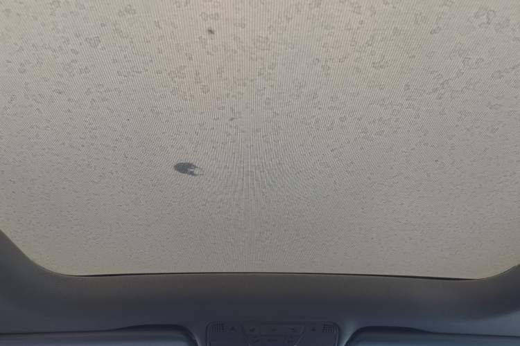 Used Mercedes-Benz C-Class 2017 Facelift C 200 L Sport Edition Headliner