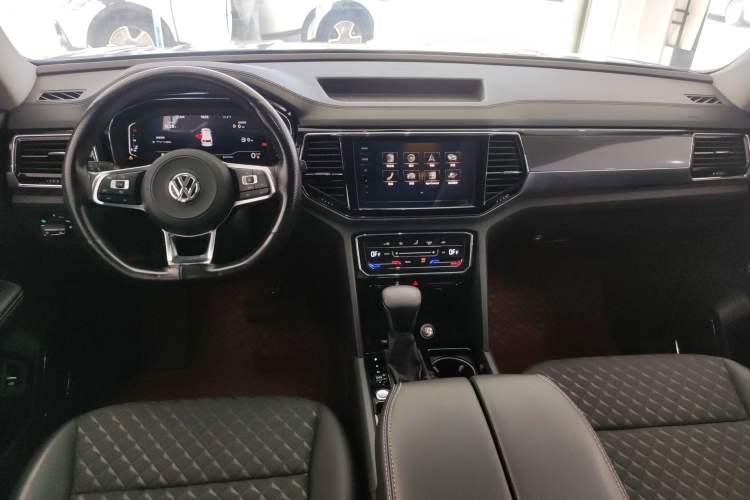 Used Volkswagen Teramont X 2020 Facelifted 330TSI Two-Wheel-Drive Luxury Edition
