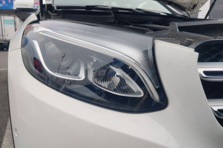 Used Mercedes-Benz GLC 2019 GLC 200 L 4MATIC Right Front Headlight