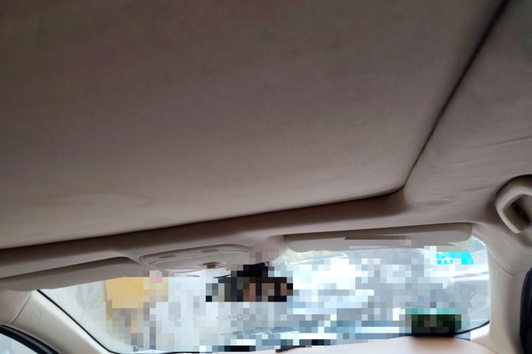 Used Soueast DX7 2015 1.5T Manual Luxury Model Headliner