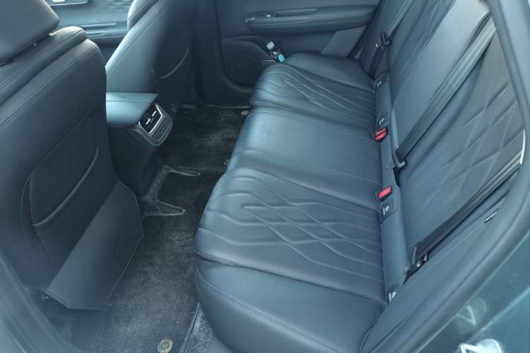 Used Chery Fengyun A8L 2025 1.5 TGDI 145 km Luxury Version