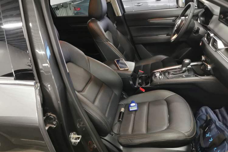 Used Mazda CX-5 2022 2.5L Automatic Two-Wheel Drive ZhiZun Version
