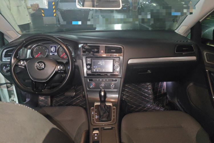 Used Volkswagen Golf 2018 230TSI Automatic Comfort Model
