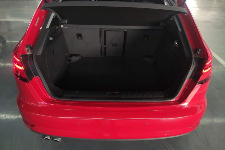 Used Audi A3 2018 30th Anniversary Edition Sportback 35 TFSI Ambition Model
