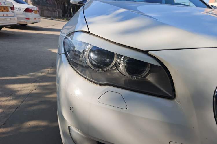 Used BMW 5 Series 2011 535Li Leading Model