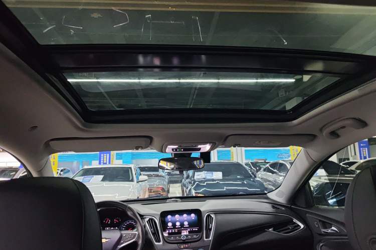 Used Chevrolet Malibu XL 2019 535T CVT Active Version Headliner