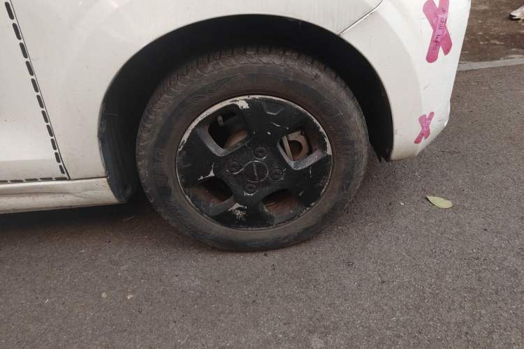 Used Roewe Clever 2021 302 km New Four-Seater Super-Efficient Version