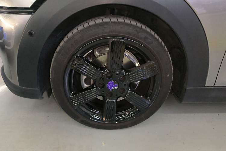 Used MINI 2023 1.5T COOPER Midnight Escape Special Edition Exterior 4