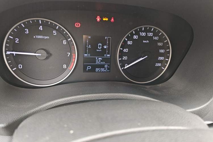 Used Hyundai ix25 2015 1.6L Automatic Two-Wheel Drive Smart GLS Trim
