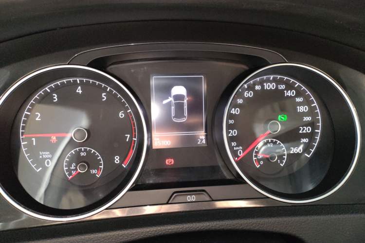 Used Volkswagen Golf 2018 230TSI Automatic Luxury Version