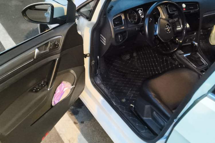 Used Volkswagen Golf 2015 1.4TSI Automatic Comfort Model