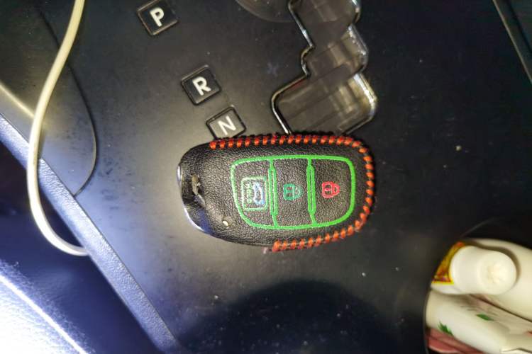 Used Hyundai ix35 2013 2.0L Automatic Two-Wheel Drive Smart GLS China IV Standard