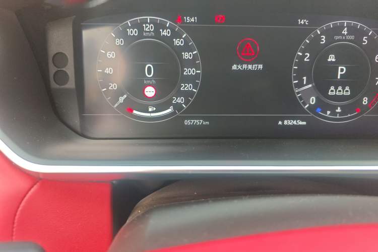 Used Land Rover Range Sport 2020 3.0 L6 HST Odometer Close Up