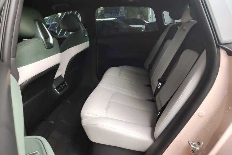 Used Nissan N7 2025 510 Pro Left Rear Seat