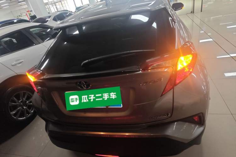 Used Toyota IZOA 2021 Dual-Motor 2.0L Yi Xing Edition