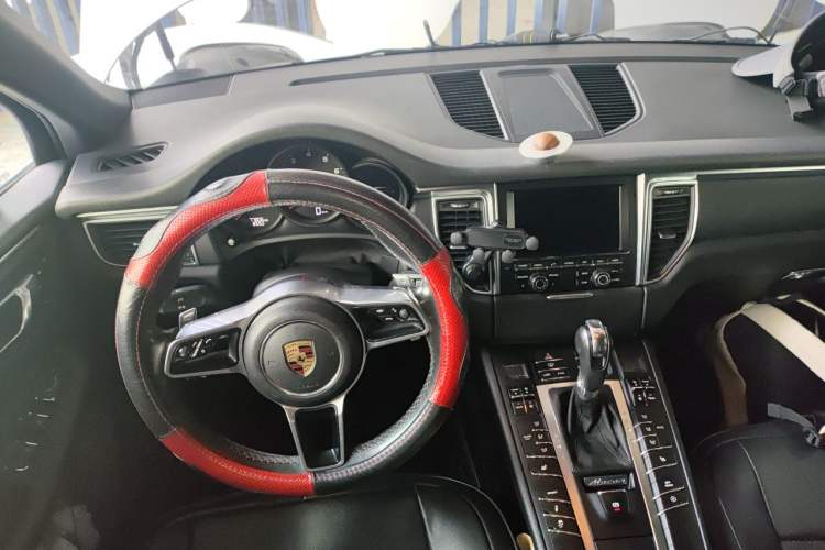 Used Porsche Macan 2014 Macan 2.0T
