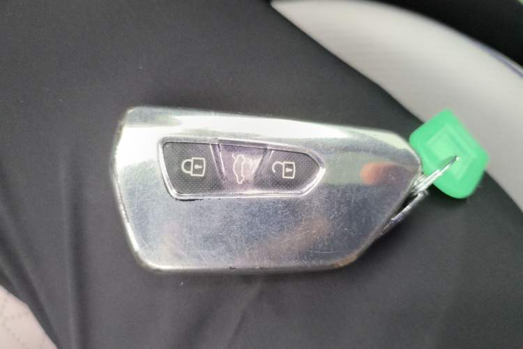 Used Volkswagen ID.6 X 2021 Pro Smart Long-Range Edition