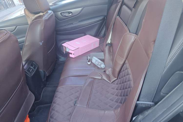 Used Nissan X-Trail 2014 2.0L CVT Smart Edition 2WD
