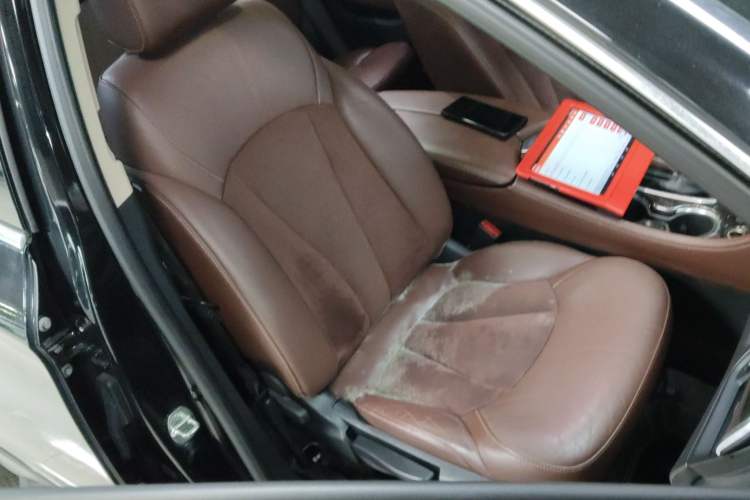 Used Buick Envision 2016 20T Two-Wheel-Drive Elite Model Right Front Seat