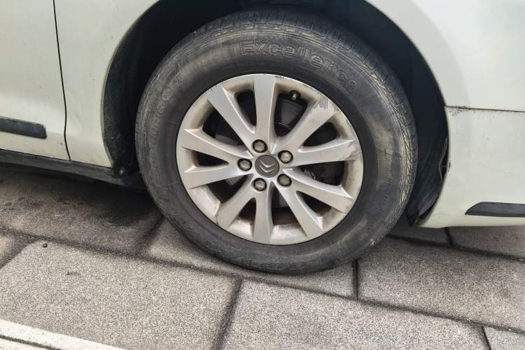 Used Citroen C5 2014 2.0L Automatic Zunyue Model Right Front Wheel Hub