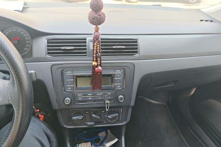 Used Volkswagen Santana 2019 1.5L Manual Fashion Edition China VI Standard Audio And AC Panel