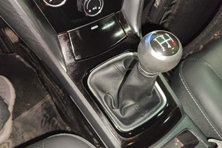 Used BYD F3 2020 1.5L Manual Value Edition Gear Lever