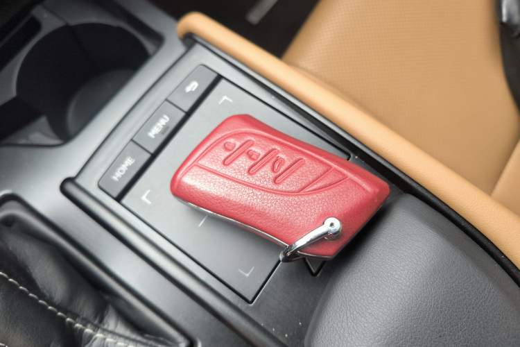 Used Lexus ES 2020 200 Excellence Edition
