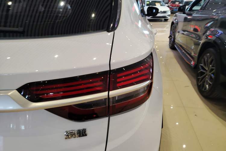 Used Geely Auto Coolray 2020 Facelift 240T DCT Hunter