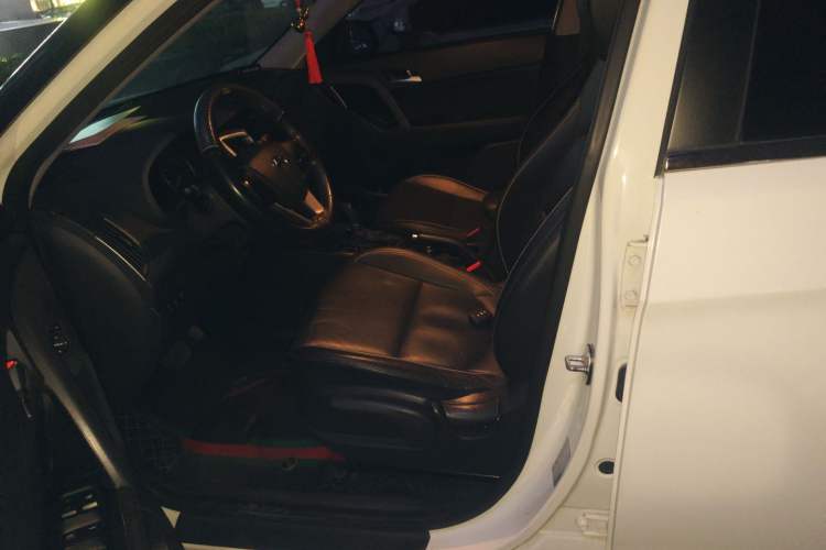 Used Hyundai ix25 2015 1.6L Automatic Two-Wheel Drive Smart GLS Trim
