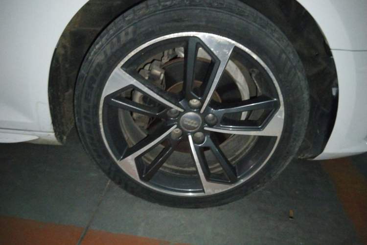 Used Audi A4L 2018 30th Anniversary Edition 30 TFSI Ambition Model