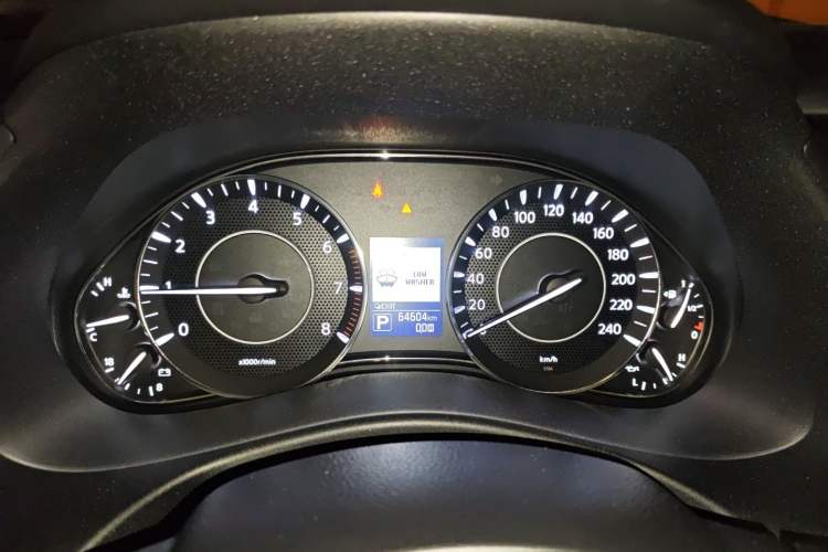 Used Nissan Patrol 2017 5.6L Standard Edition Instrument Cluster