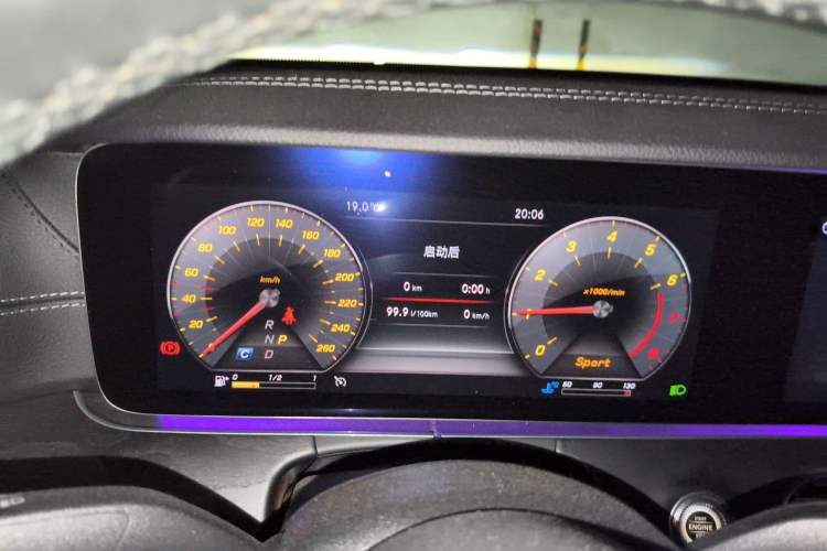 Used Mercedes-Benz E-Class 2018 Facelift E 200 L Sport Edition
