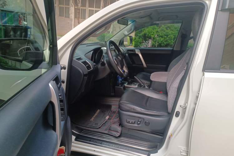 Used Toyota Prado 2016 2.7L Automatic Standard Edition Driver Seat