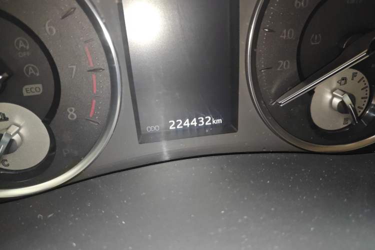 Used Toyota Alphard 2018 3.5L Prestige Edition Odometer Close Up