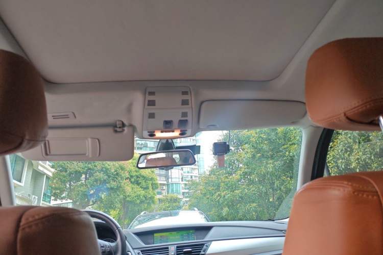 Used BMW X1 2013 sDrive18i Fashion Model
