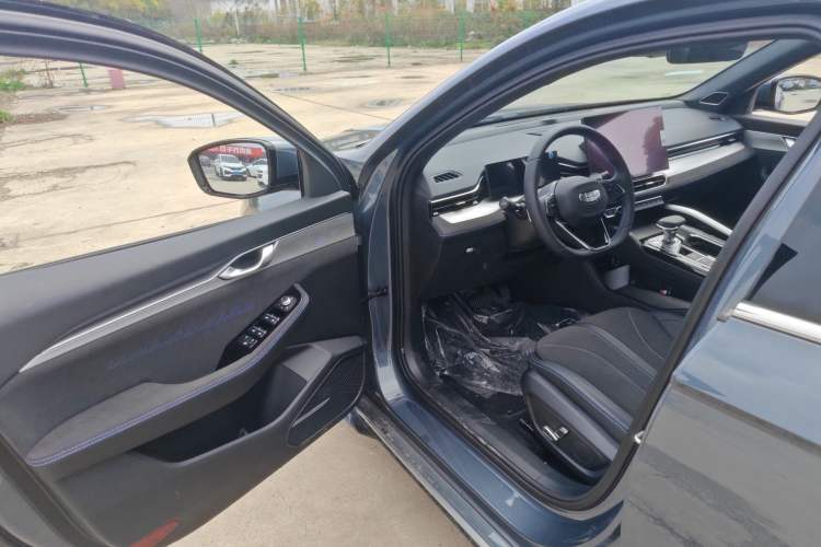 Used Geely Auto Preface 2025 Dongfang Yao 2.0TD Jin Chao Edition Driver Seat